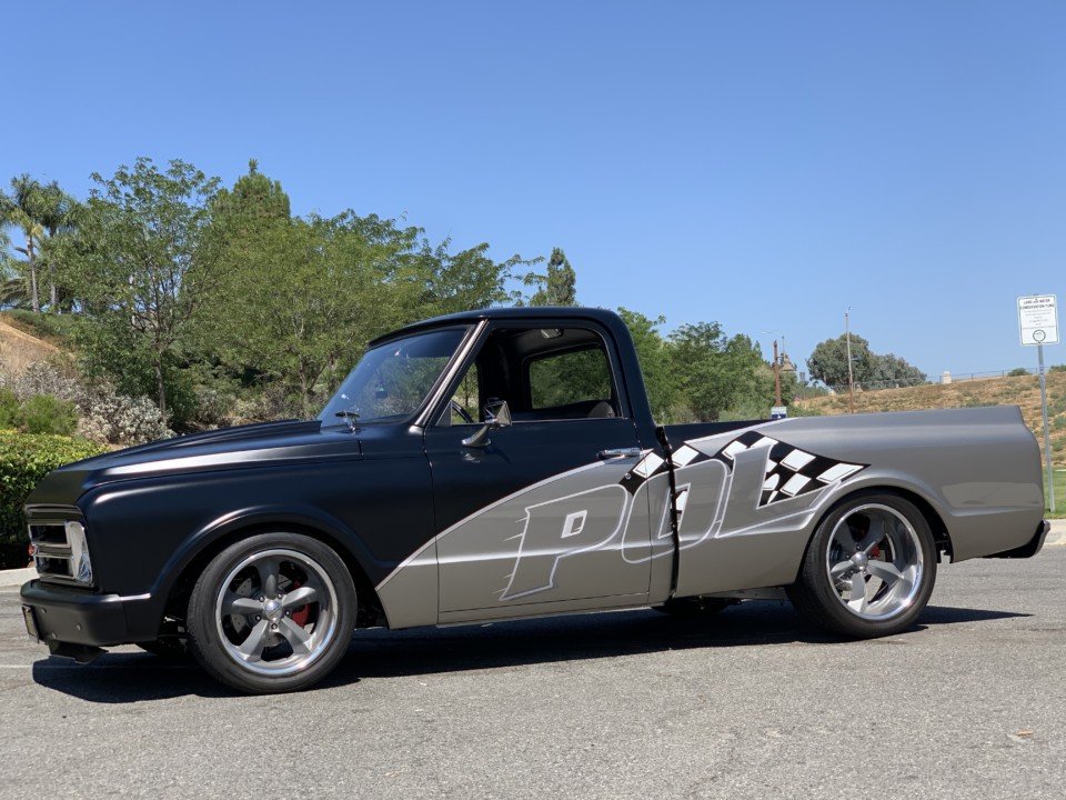 POL C10 featuring an Edelbrock Pro Flo 4 EFI System